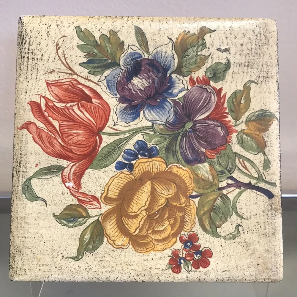 Vintage Italian Florentia Wood Trinket/Dresser Box